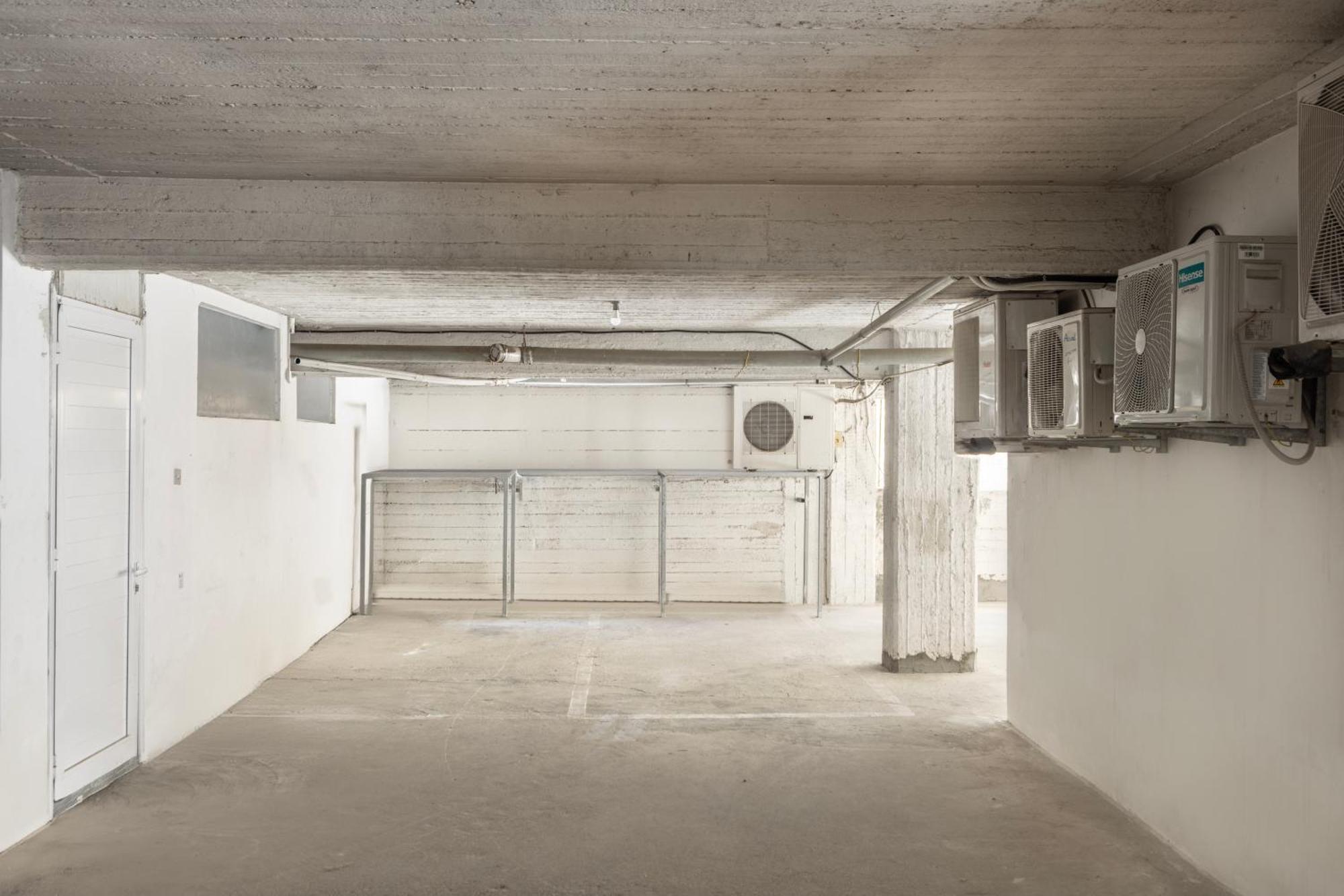 Apartamento Luxurious Bright & Stylish 2Br With Office In Nicosia Exterior foto